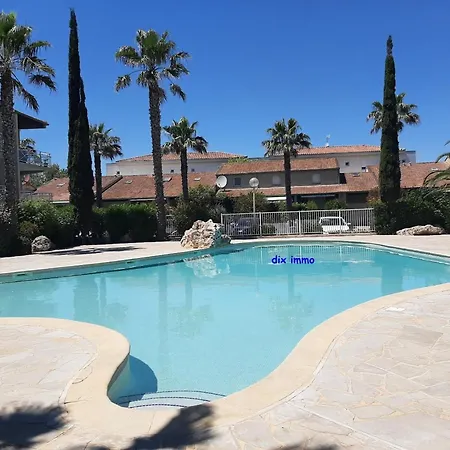Pavillon Climatise Avec Piscine, Proche Plage, 2 - Fr-1-781-81 Holiday home *